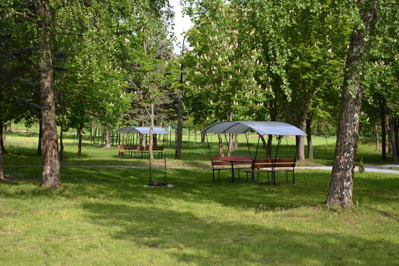 Отель Туристско-оздоровительный комплекс Пышки Гродно Экстерьер фото